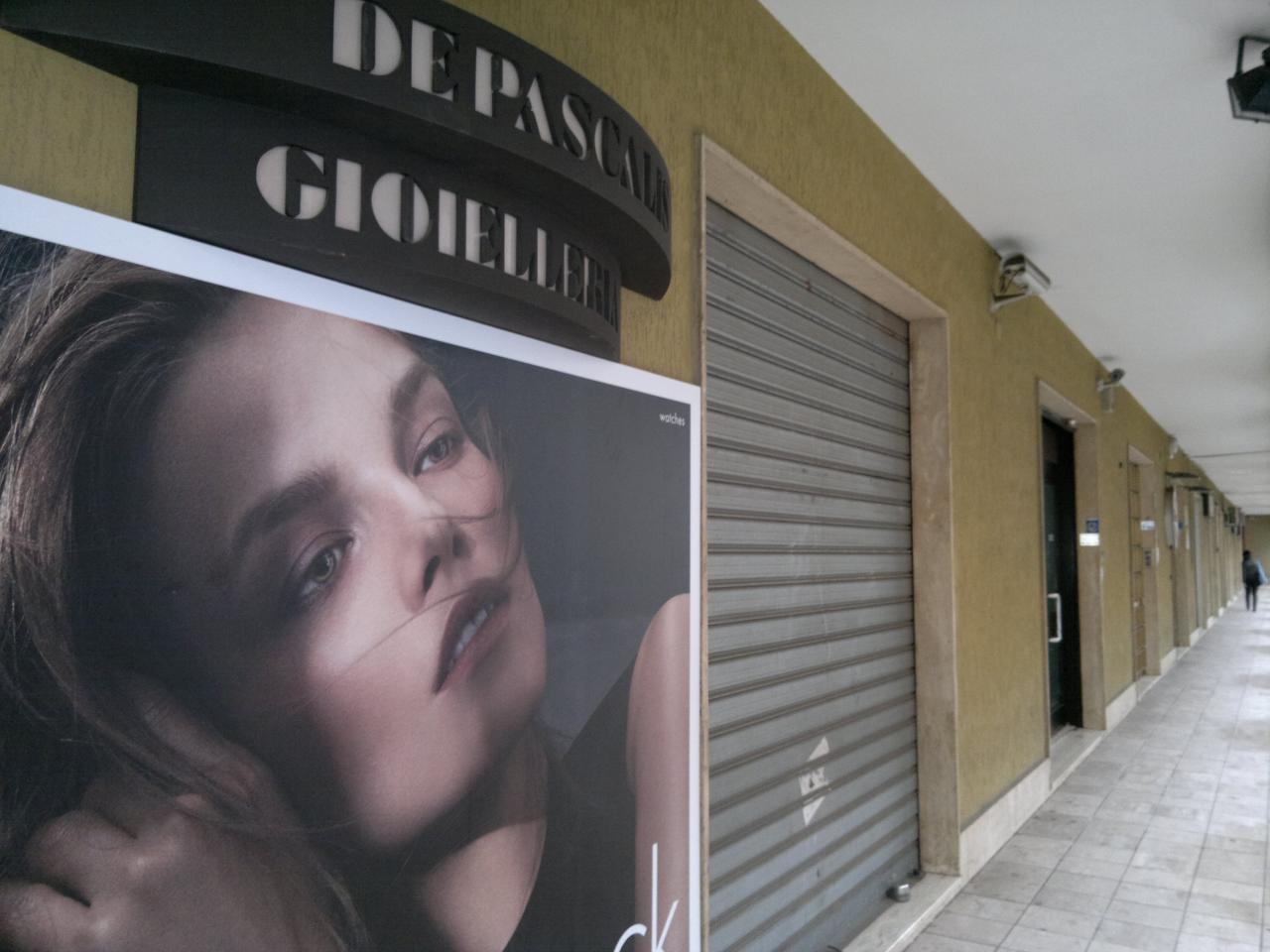 Gioielliere coraggioso sventa rapina a Galatina e fa arrestare i malviventi