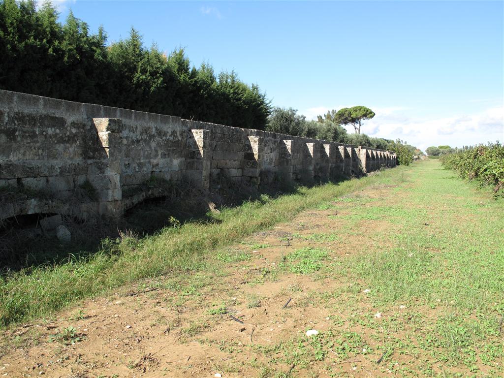 &quot;Fermate il fiume di fango! Fate pulire i ponticelli sulla Galatina-Collemeto&quot;