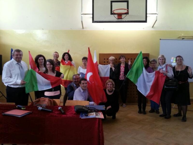 &quot;I mestieri in via di sparizione si salvano grazie all'Europa&quot;. Il Polo 3 di Galatina nel progetto Comenius