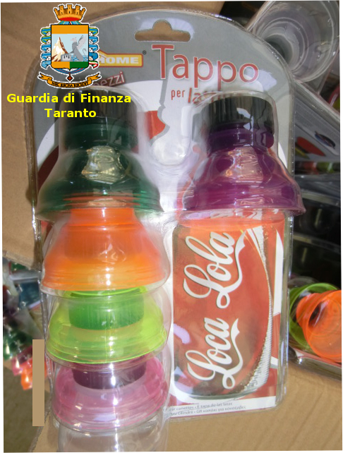 Sequestrati a Taranto 21600 falsi tappi della Coca-Cola