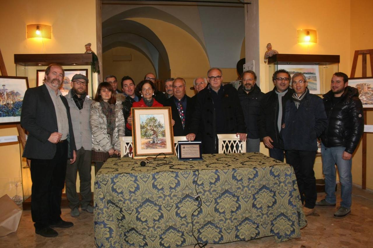 Ad Angela Barbanente il premio dell'Osservatorio Tecnico Galatinese Ad Angela Barbanente il premio dell'Osservatorio Tecnico Galatinese