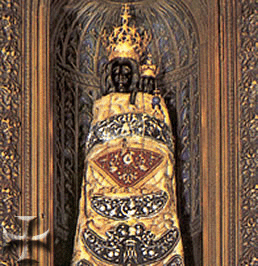 La statua della Madonna di Loreto è a Taranto La statua della Madonna di Loreto è a Taranto