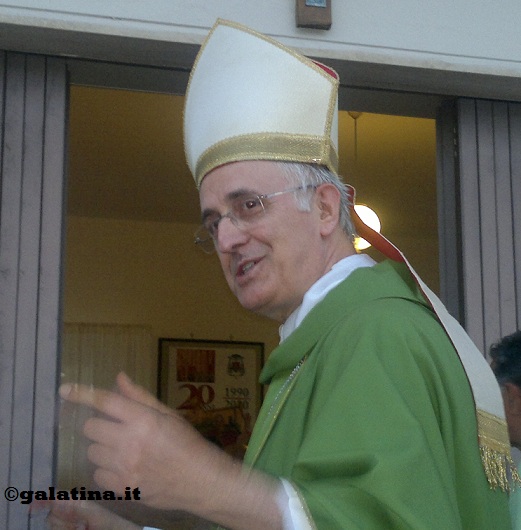 L'arcivescovo D'Ambrosio chiude la visita pastorale e nomina quattro lettori e due accoliti L'arcivescovo D'Ambrosio chiude la visita pastorale e nomina quattro lettori e due accoliti