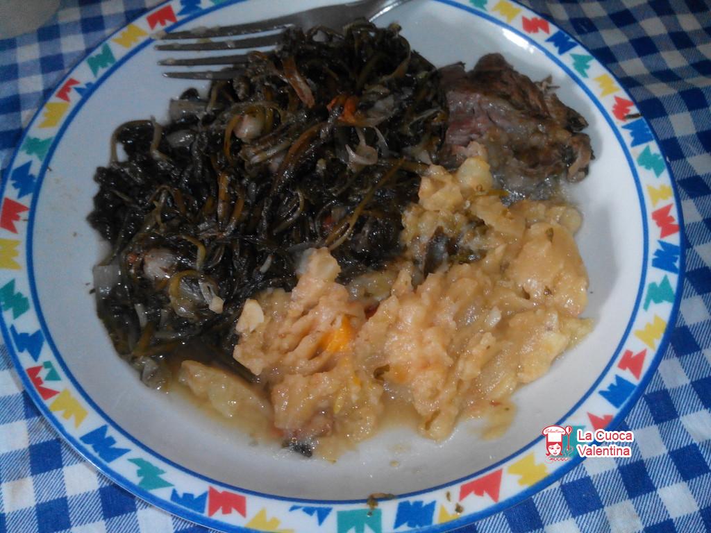 Purè di fave con cicorie