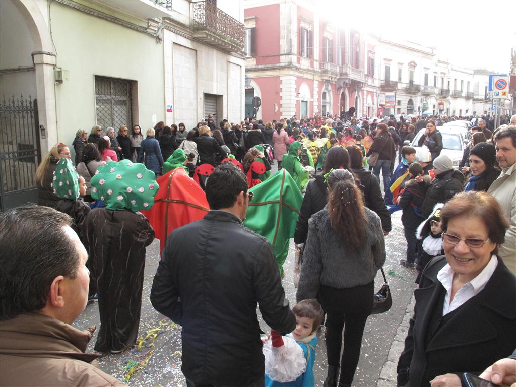 Sfilata di Carnevale. "L'Amministrazione si prende meriti che non ha, anzi dovrebbe recitare il mea culpa"