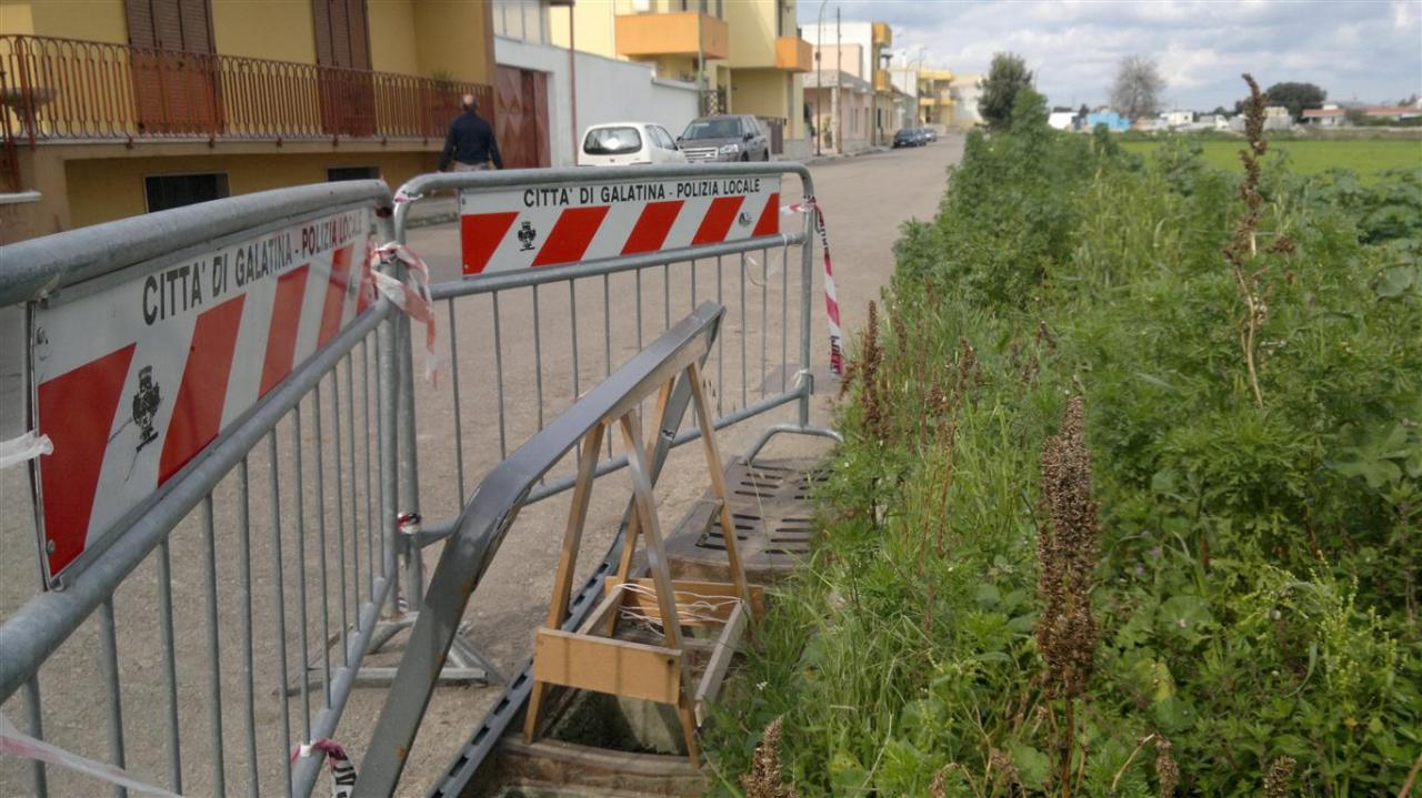 Pericolo! Furti di caditoie lungo le strade di Galatina