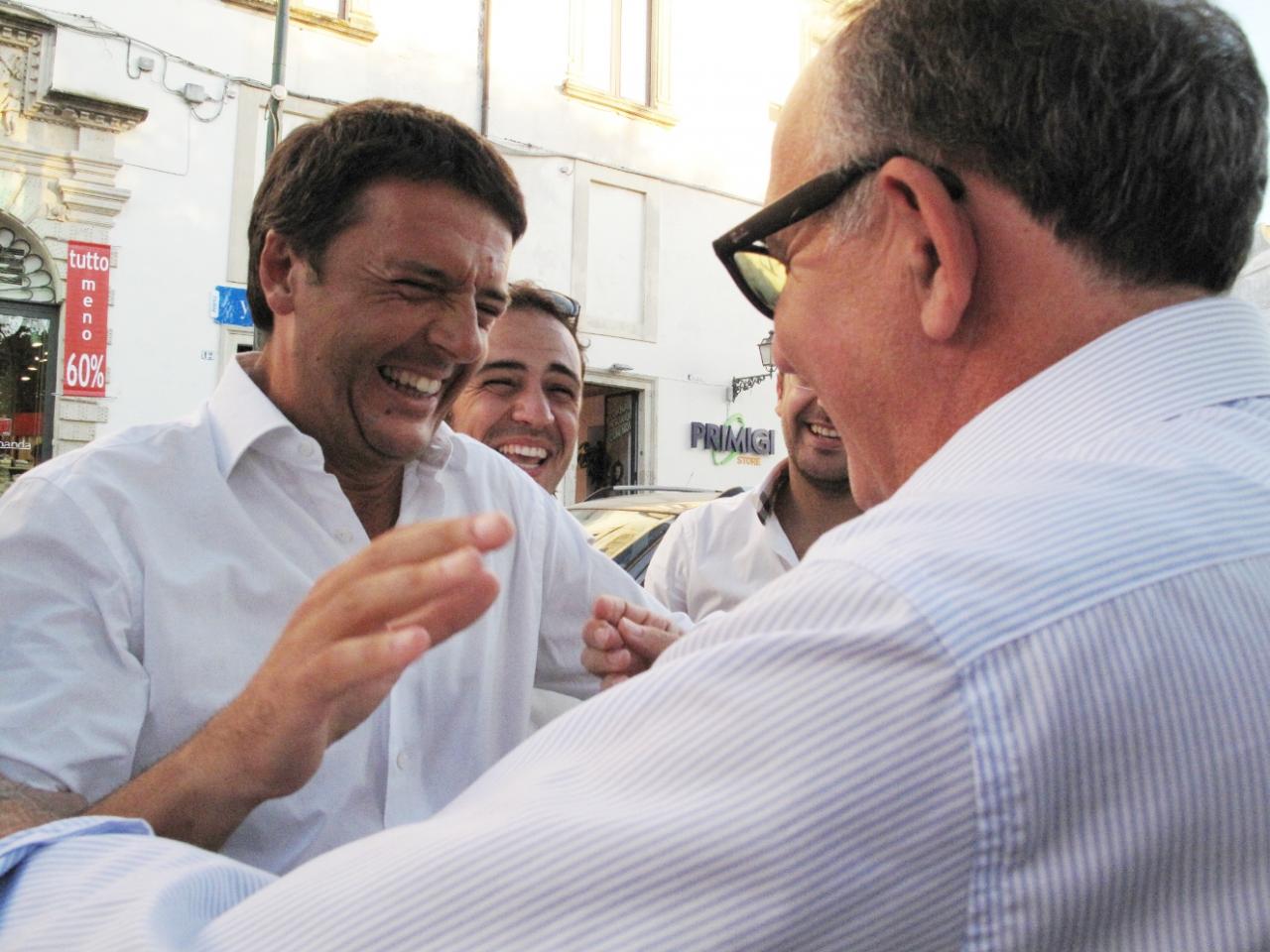 &quot;Mandaci 400000 euro per l'edificio scolastico&quot;. Cosimo Montagna scrive a Matteo Renzi