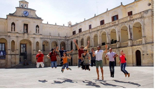 Scienza in Centro. Oggi il viaggio è 'oltre le colonne d’Ercole' Scienza in Centro. Oggi il viaggio è 'oltre le colonne d’Ercole'