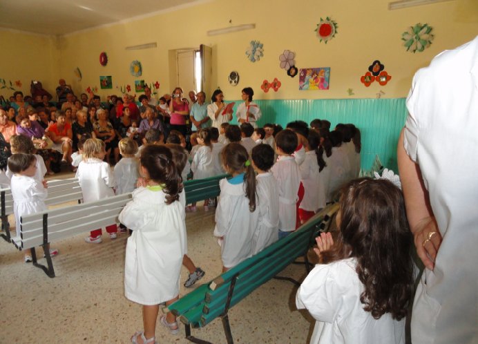 Scuola materna del Rione Italia a Galatina. Due giorni dedicati ai genitori e nonni