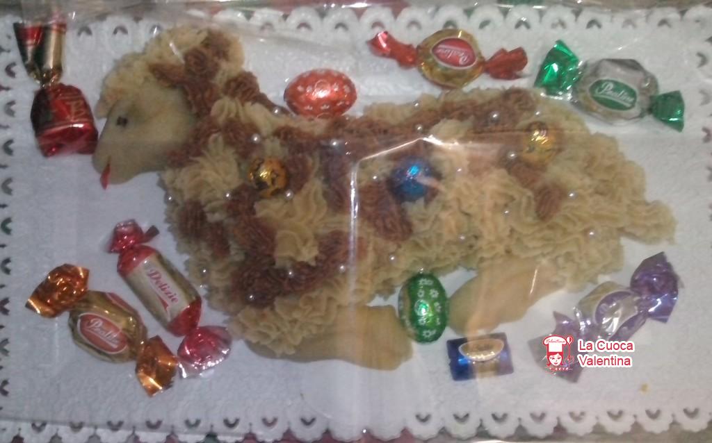 Agnellino e Torta di pasta di mandorla