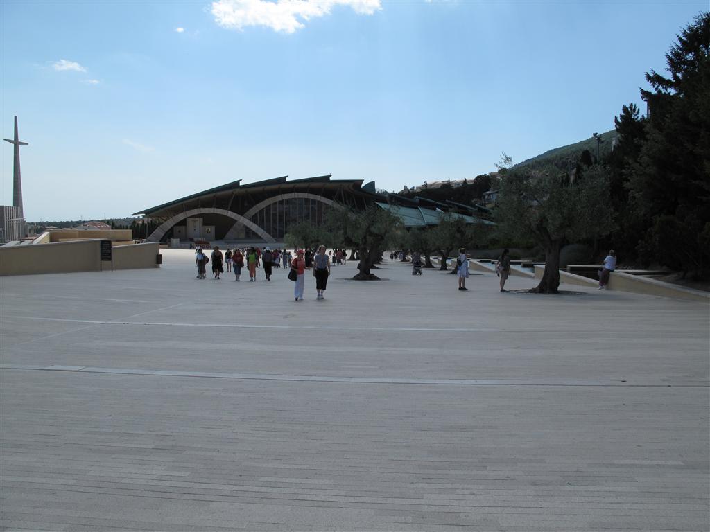  Alcuni però dubitavano