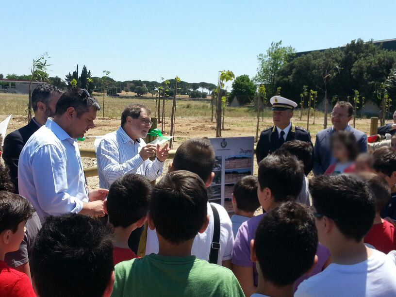 Cento alberi dove c'era una discarica di amianto