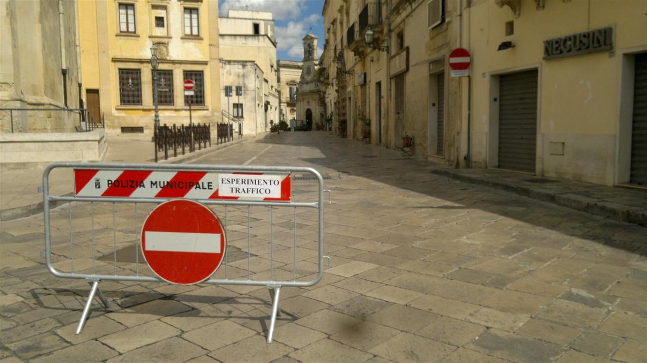 Una soluzione molto semplice per il traffico galatinese Una soluzione molto semplice per il traffico galatinese