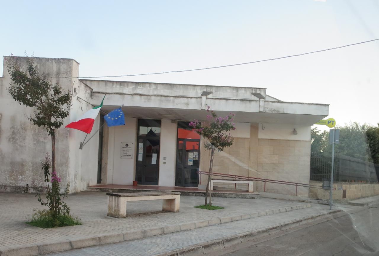 Squilli di tromba per il Bancomat a Collemeto e poi il nulla Squilli di tromba per il Bancomat a Collemeto e poi il nulla