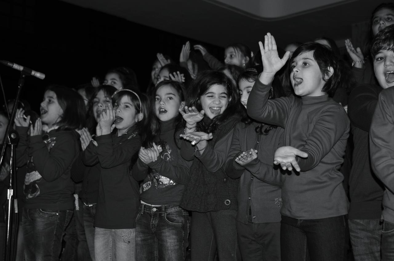 A San Sebastiano i canti natalizi dei bambini della scuola primaria del Polo 1