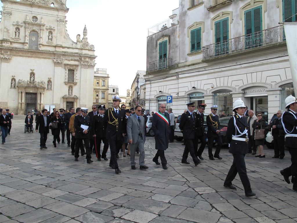 &quot;Onore ai caduti per la Patria, pietà e cordoglio per tutte le vittime della guerra&quot;. Il discorso del Sindaco