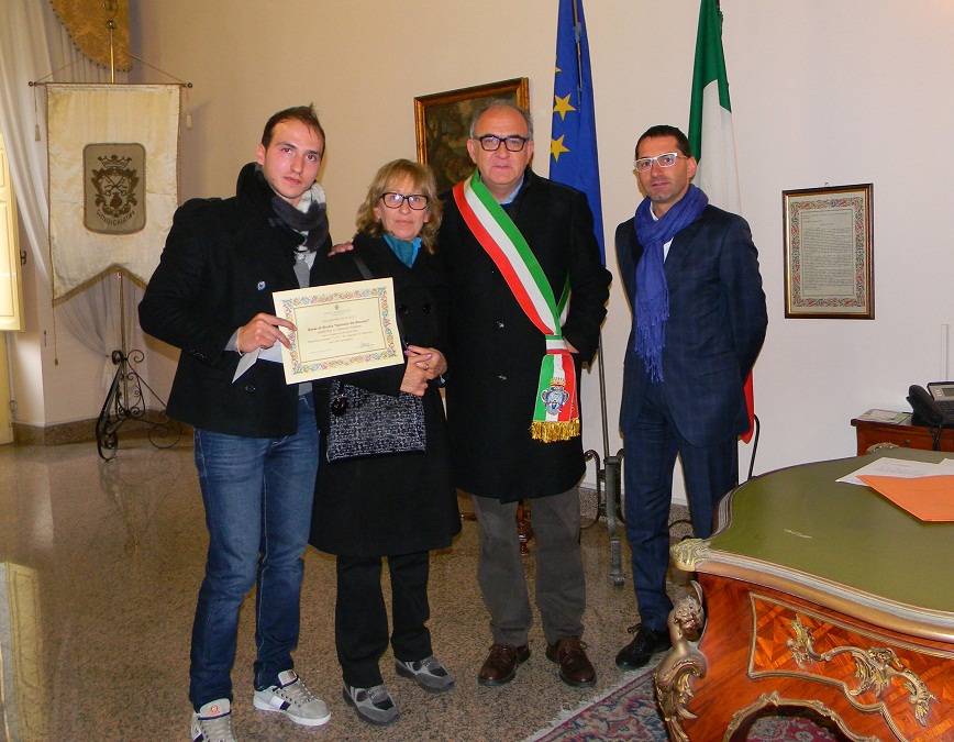 A Valerio Coluccia la borsa di studio De Simone