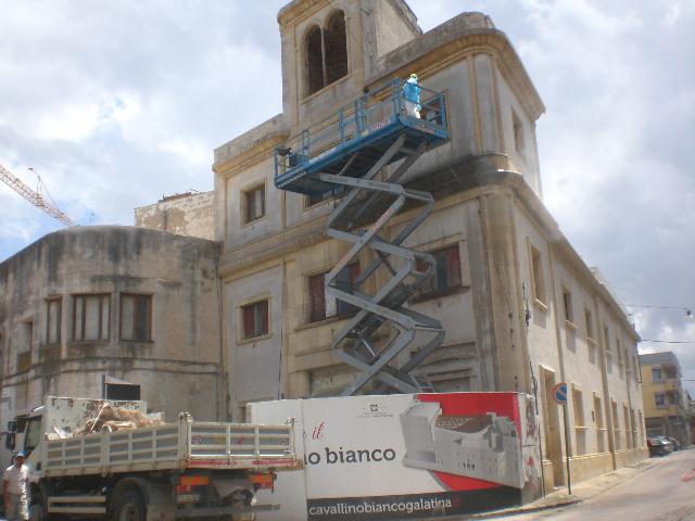 Cavallino Bianco, lavori rallentati ma non sospesi