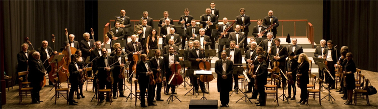 Concerto di Natale, l'Orchestra Sinfonica Ico 'Tito Schipa' e Luigi Fracasso al Teatro 'Modugno' di Aradeo