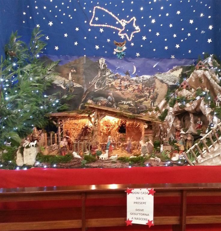 Gli originali addobbi natalizi della Parrocchia San Biagio
