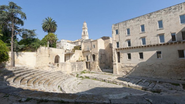 'L'imperatore torna sulla scena' leccese 'L'imperatore torna sulla scena' leccese