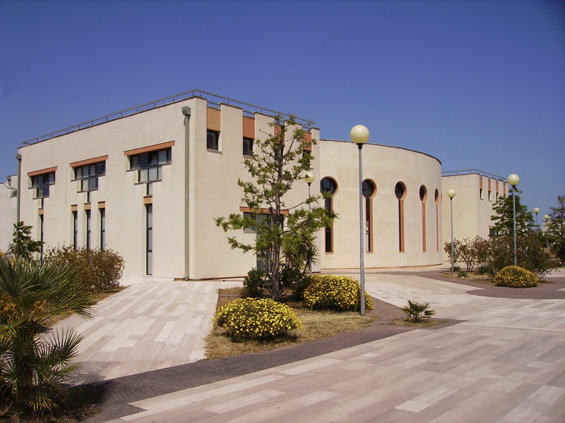 “Uni-Salento prossimo venturo. Rifondare il patto Università-territorio”. Apertura dell'anno accademico