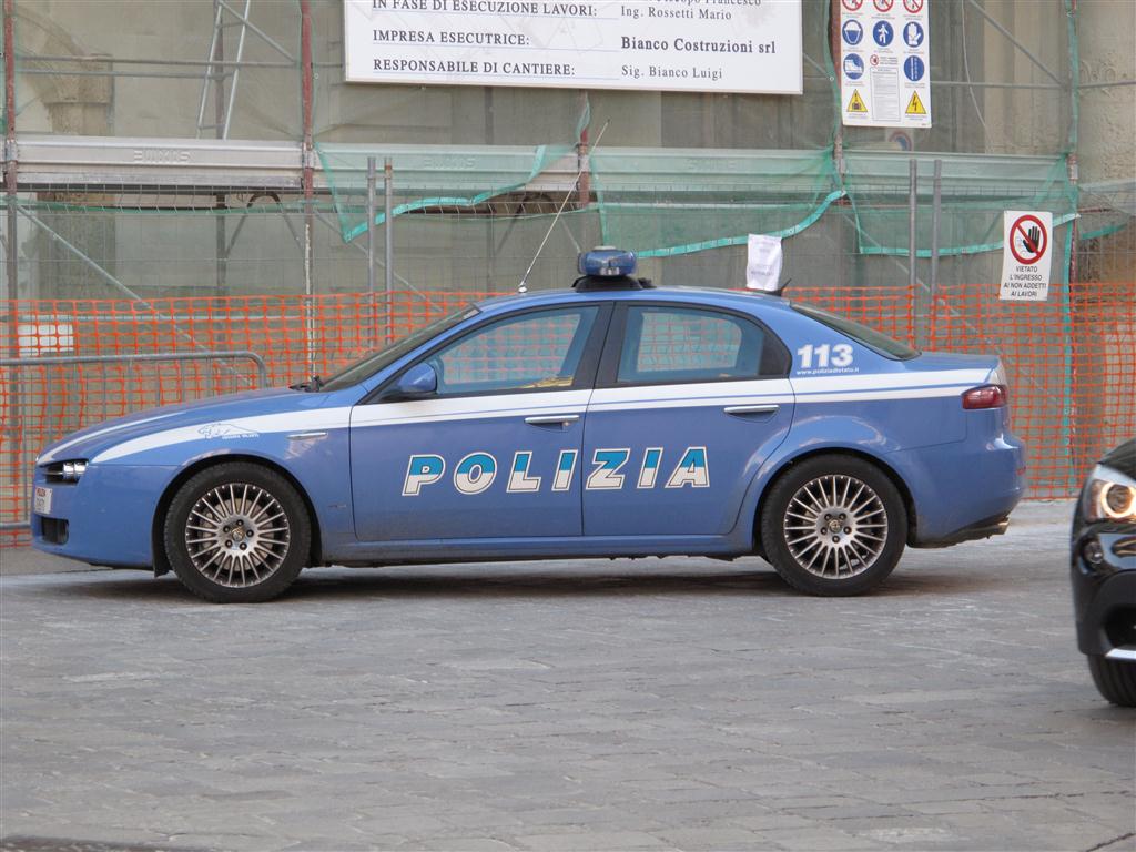 Incendio doloso in via Carlo Alberto dalla Chiesa?