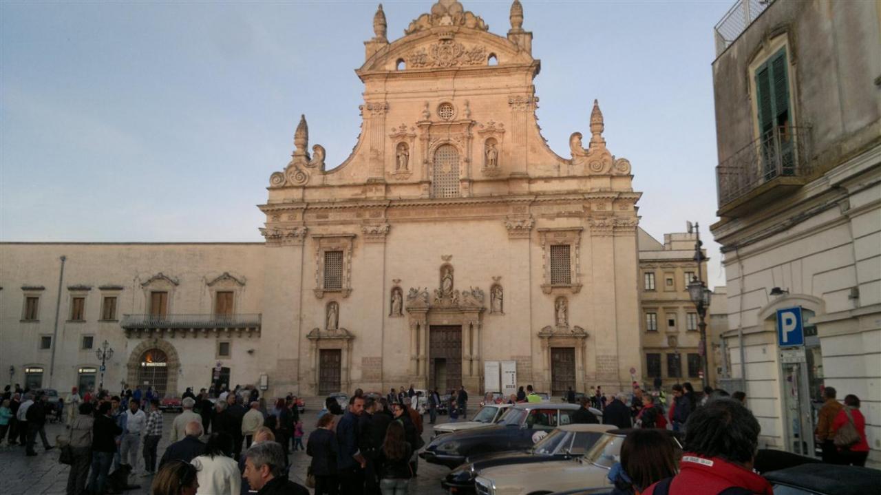 In piazza la storia dell'automobile