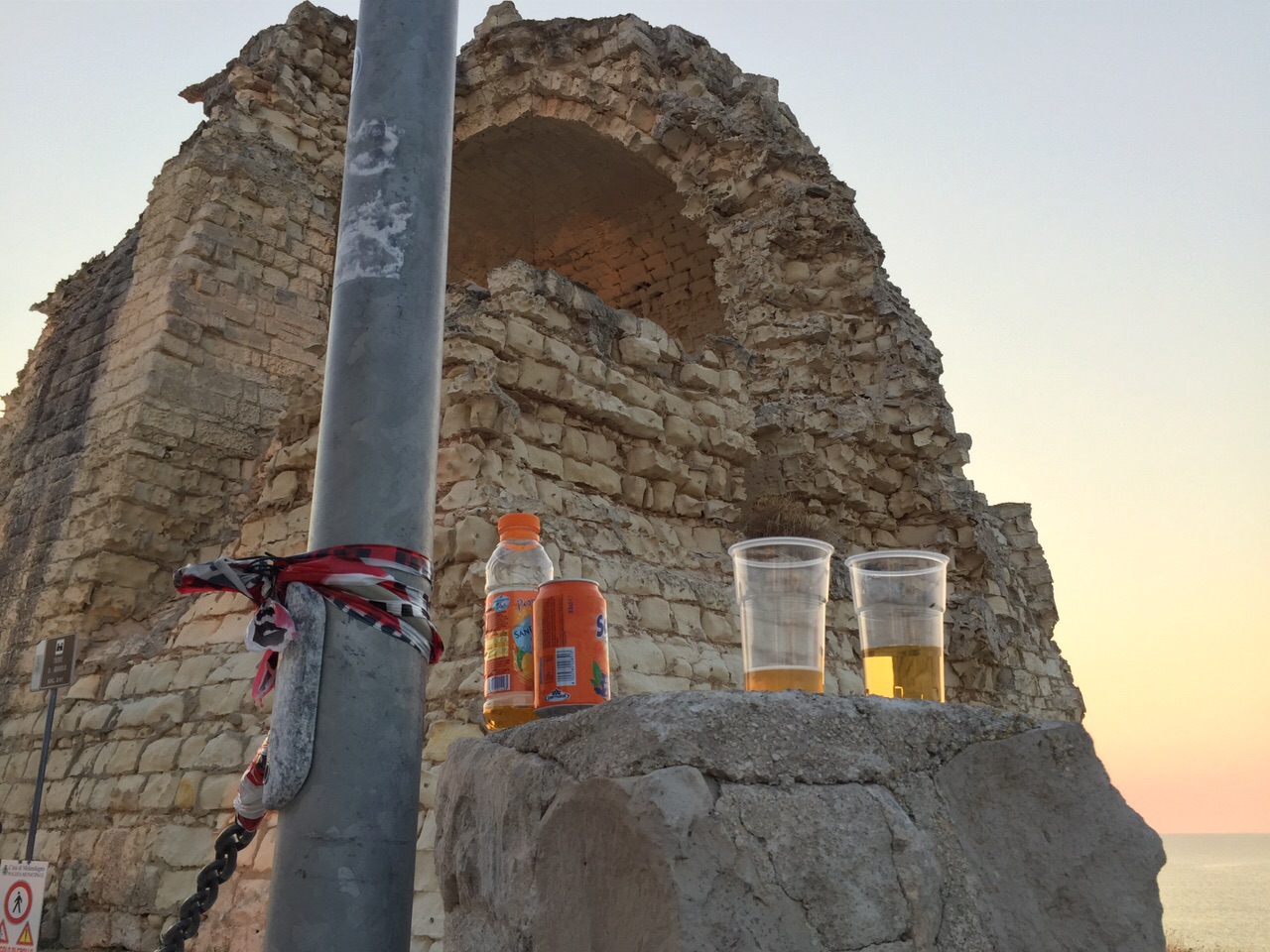 &quot;Teniamo pulito il Salento&quot;, 'Guerriglia Culturale' lancia da Galatina gli #ubriaconinetturbini