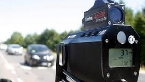 Ad agosto, attenti agli autovelox sulle strade del Salento! Ad agosto, attenti agli autovelox sulle strade del Salento!