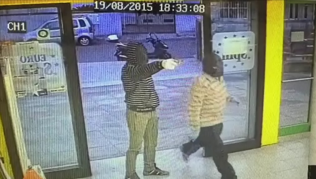 Arrestati altri due galatinesi presunti autori della rapina all'Eurospin di Cursi