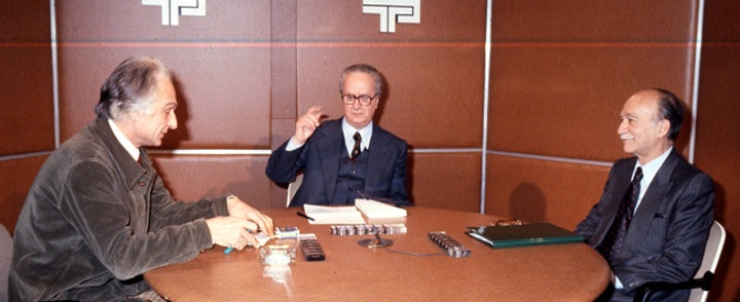 &quot;Prima che sugli “artisti improvvisati”, bisognerebbe riflettere sui “politici improvvisati”&quot;