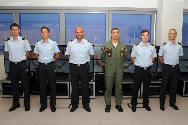 Al 'Fortunato Cesari' il primo volo in Italia di quattro allievi con l'Aermacchi T-346A