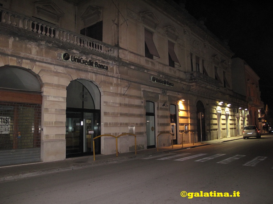 La banda del buco ancora all'attacco dell'Unicredit La banda del buco ancora all'attacco dell'Unicredit