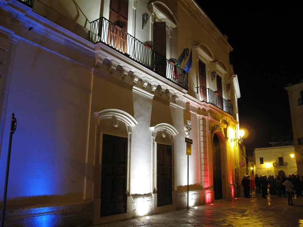 Parigi, Galatina è con te