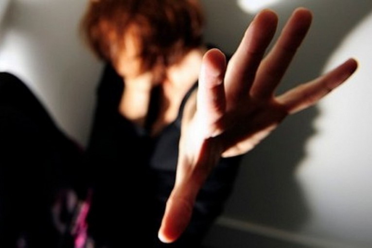 Violenza contro le donne, tredici arresti e sette denunce Violenza contro le donne, tredici arresti e sette denunce
