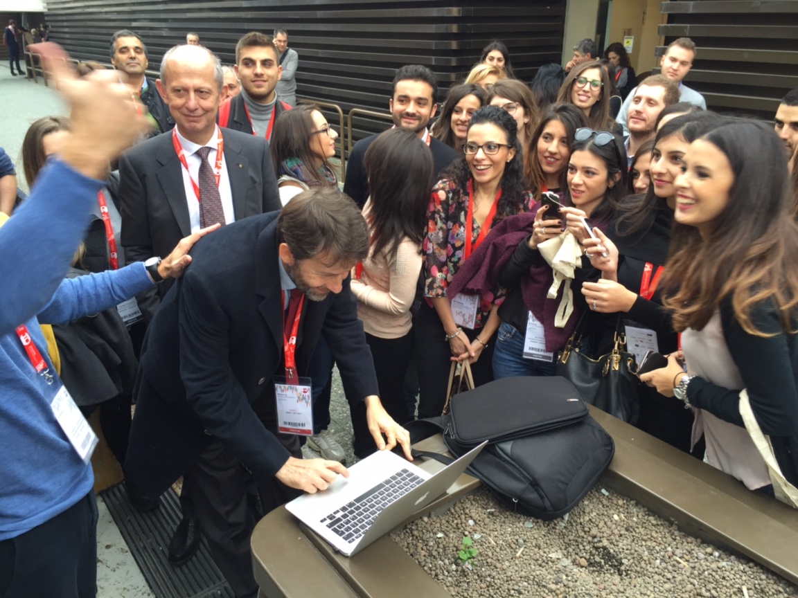 Il ministro Dario Franceschini lancia il crowdfunding dell'Università del Salento Il ministro Dario Franceschini lancia il crowdfunding dell'Università del Salento