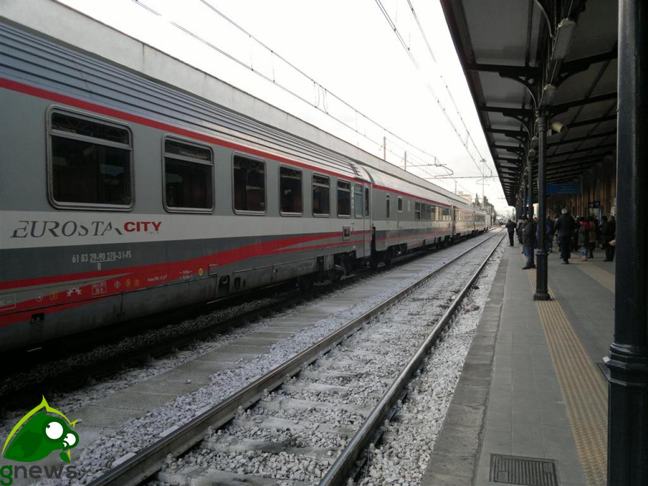 "La Stazione di Lecce non ha più il deposito bagagli" "La Stazione di Lecce non ha più il deposito bagagli"