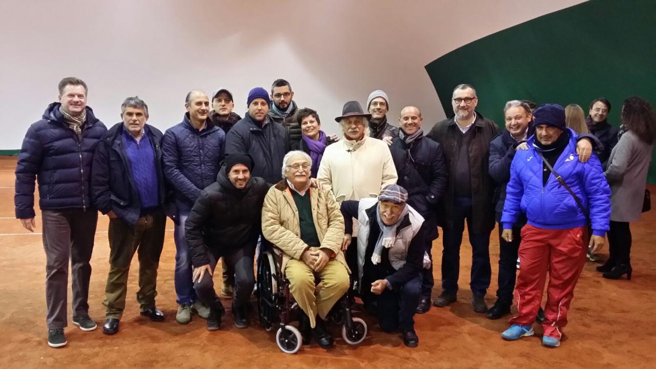 Al Circolo Tennis ora si può giocare al coperto Al Circolo Tennis ora si può giocare al coperto