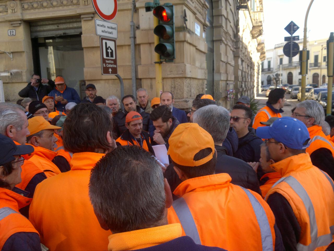 A chi i rifiuti di Galatina? 