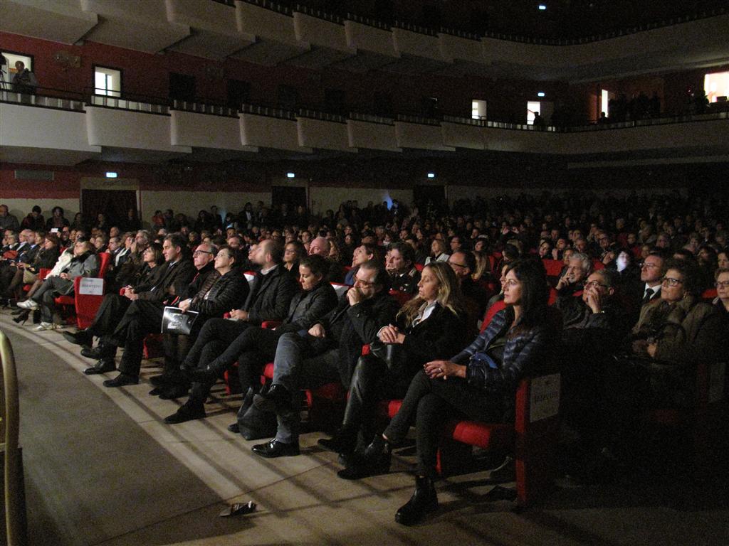 Accade solo a teatro!