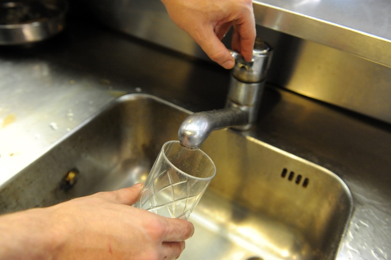 In via Ugo Lisi ci sono famiglie senza acqua. Perché il Sindaco non interviene? In via Ugo Lisi ci sono famiglie senza acqua. Perché il Sindaco non interviene?