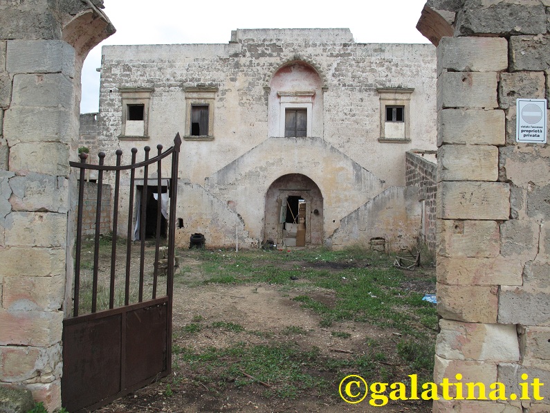 Tre randagi fanno strage di pecore intorno all'aeroporto di Galatina