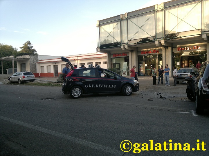 Scontro quasi frontale sulla Sogliano Galatina. Nessun danno grave alle persone