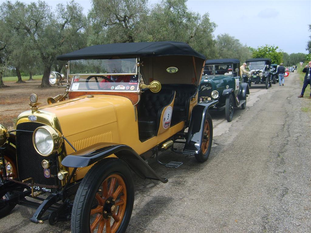 Auto d'epoca alla scoperta dei  “Saperi e Sapori del Salento”