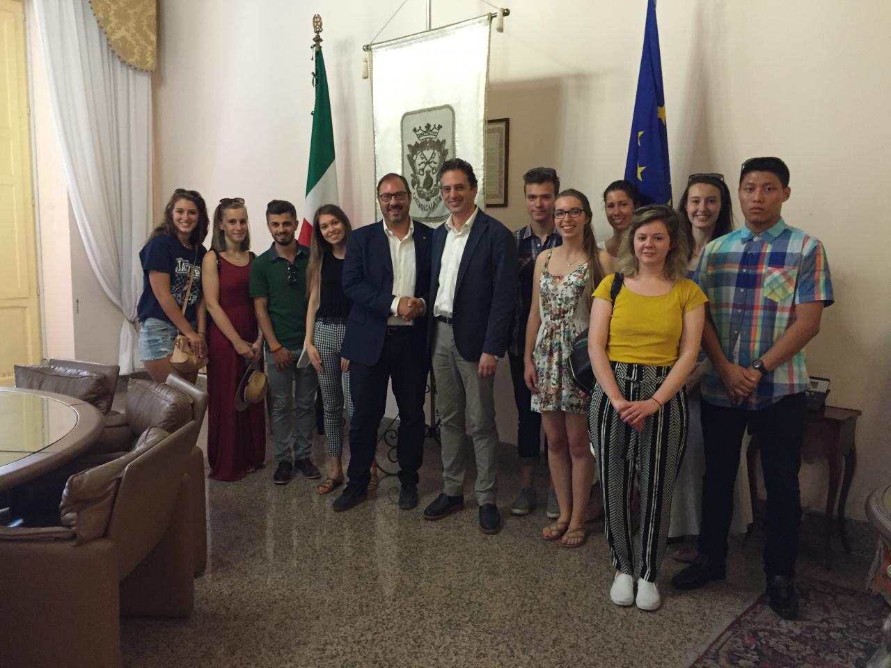 A Palazzo Orsini ragazzi da undici paesi del mondo