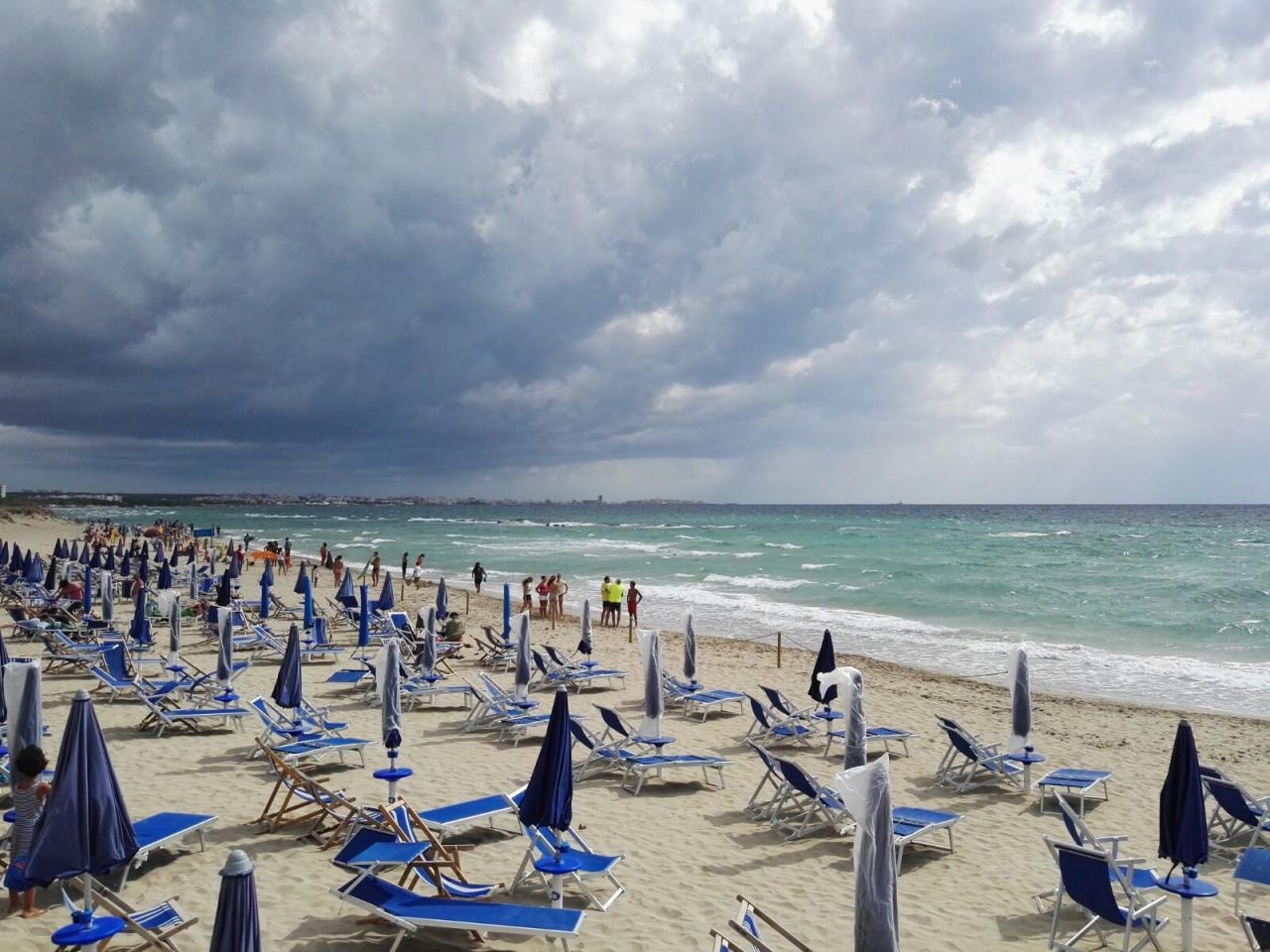 Cinque bagnanti salvati dagli avieri di Galatina