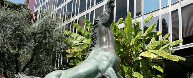 Stipendi Rai, &quot;ci fatica na sarda ci nu fatica...&quot;