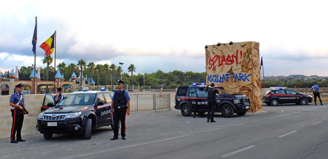 Fotografava parti intime delle signore, denunciato operaio