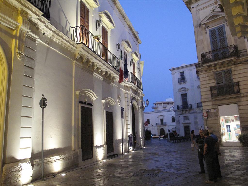 Il primo atto del Commissario prefettizio è la proroga di un incarico